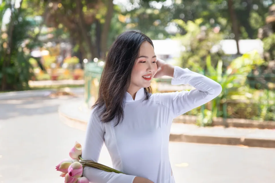 Ảnh chân dung Nguyễn Mộng Thanh